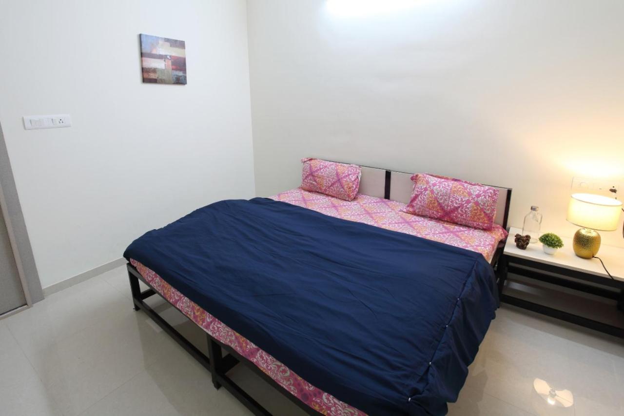 Qualtems Guest House Bangalore Exterior foto