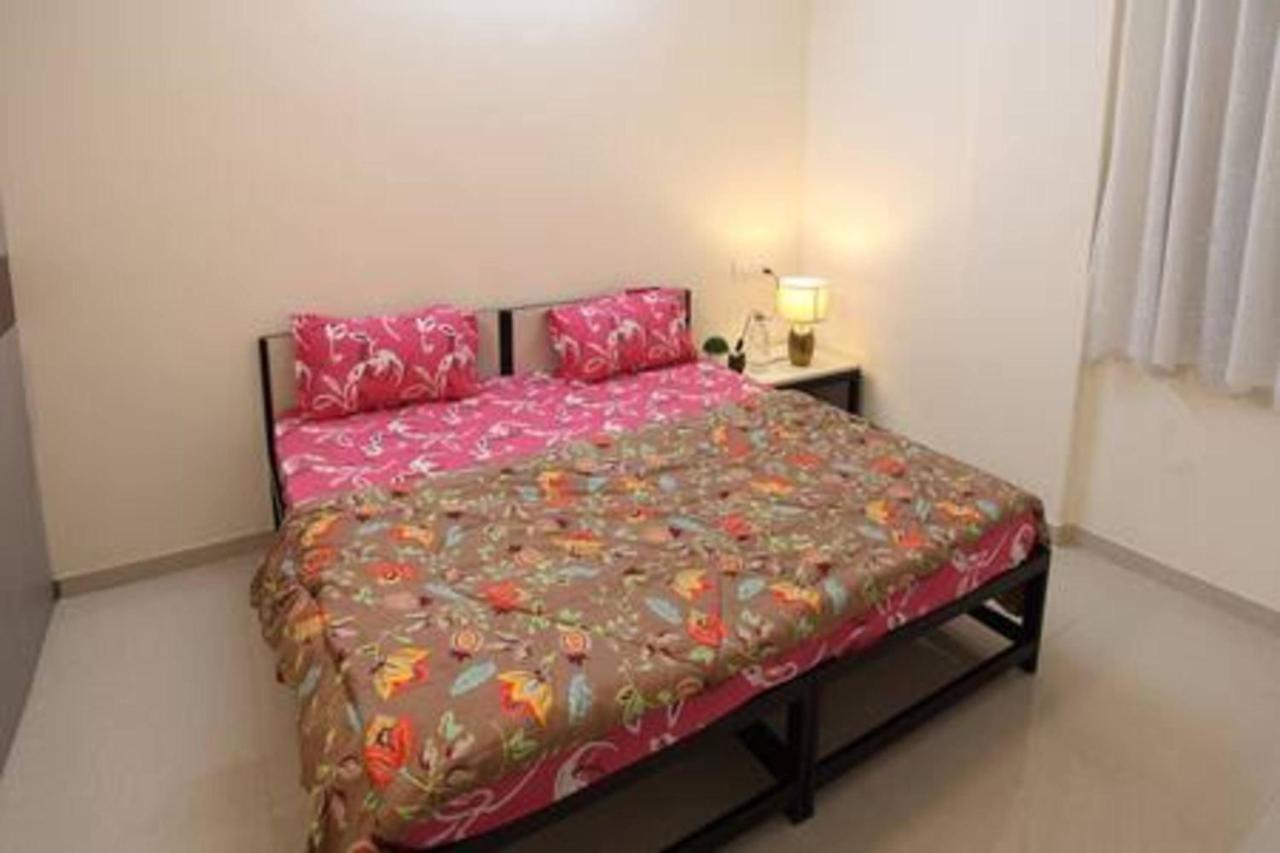 Qualtems Guest House Bangalore Exterior foto