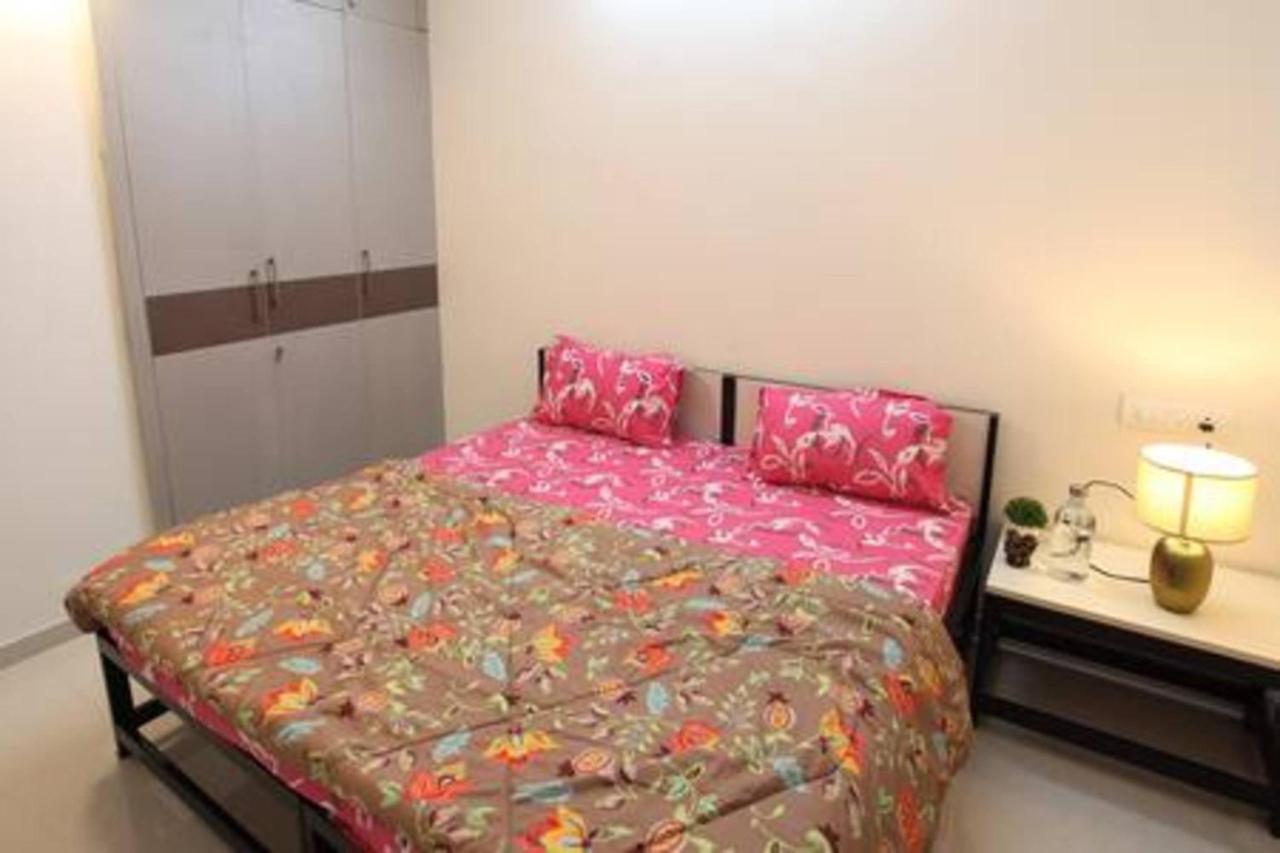 Qualtems Guest House Bangalore Exterior foto